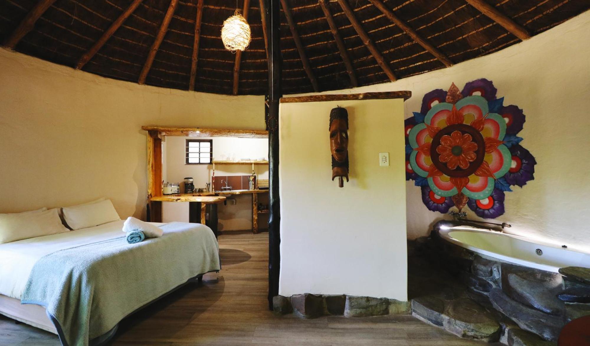 Away With The Fairies Nature Lodge And Backpackers Хогсбак Екстериор снимка