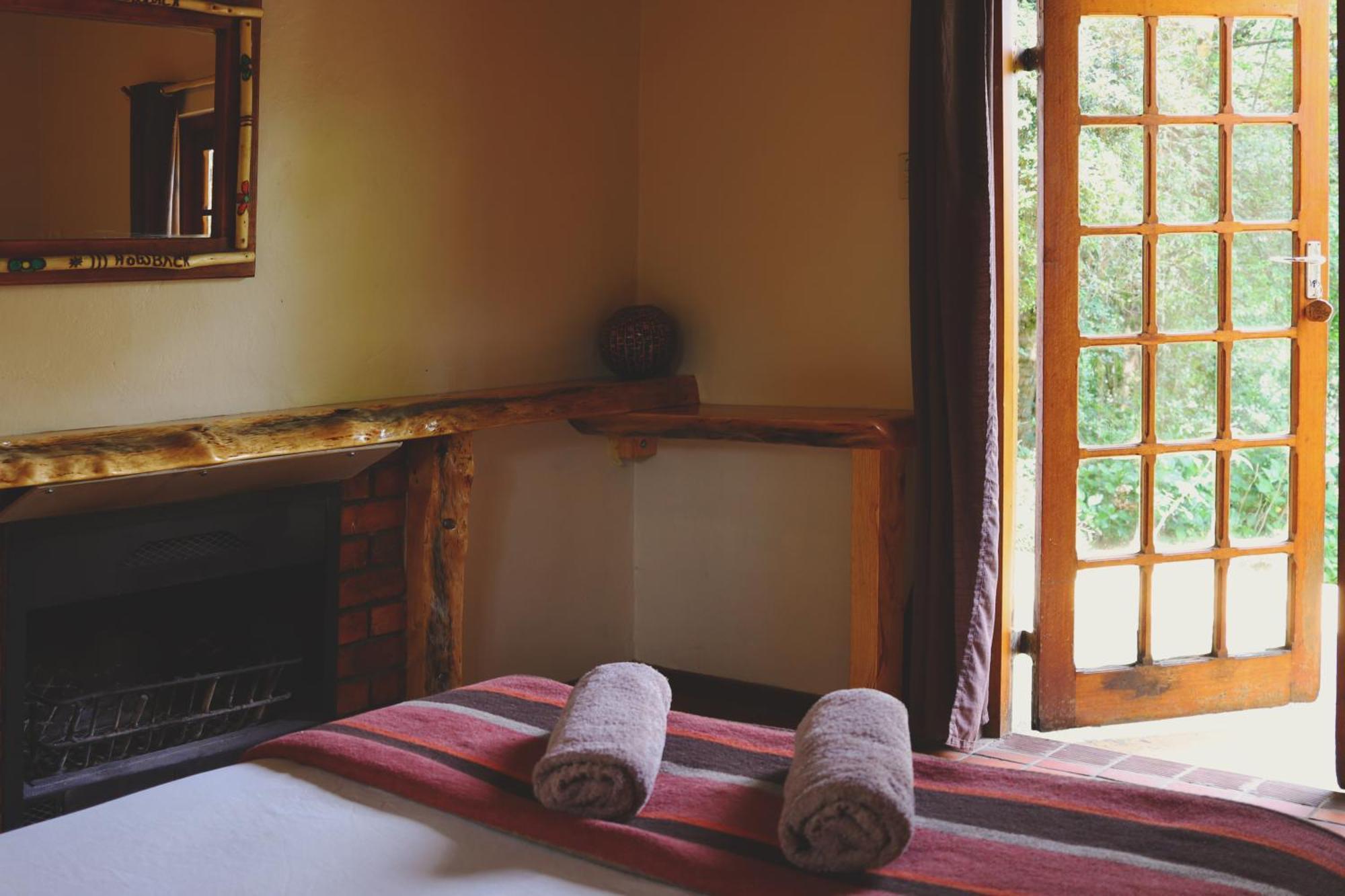 Away With The Fairies Nature Lodge And Backpackers Хогсбак Екстериор снимка