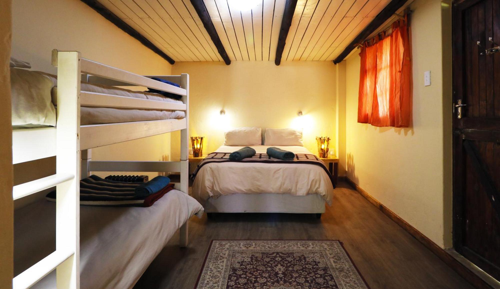 Away With The Fairies Nature Lodge And Backpackers Хогсбак Екстериор снимка